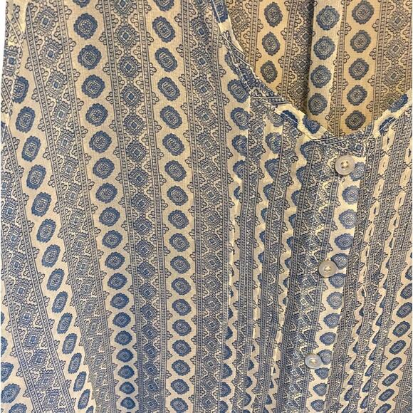 RVCA Sheer Long Sleeveless Button Down Top Or Cover Up Over Swimsuit/ Leggings - Picture 3 of 13